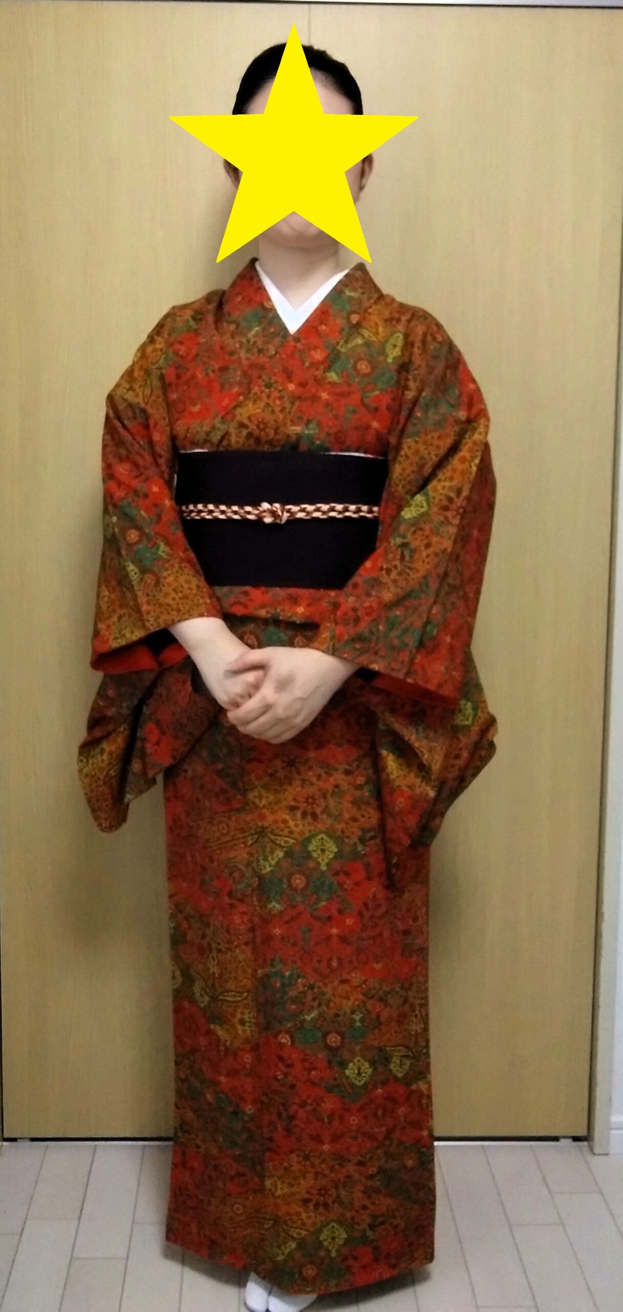紅葉の季節になったので：袷の小紋で秋色のお出かけ着物コーディネート 